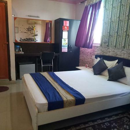 Sundarban Guest House Guwahati Bagian luar foto